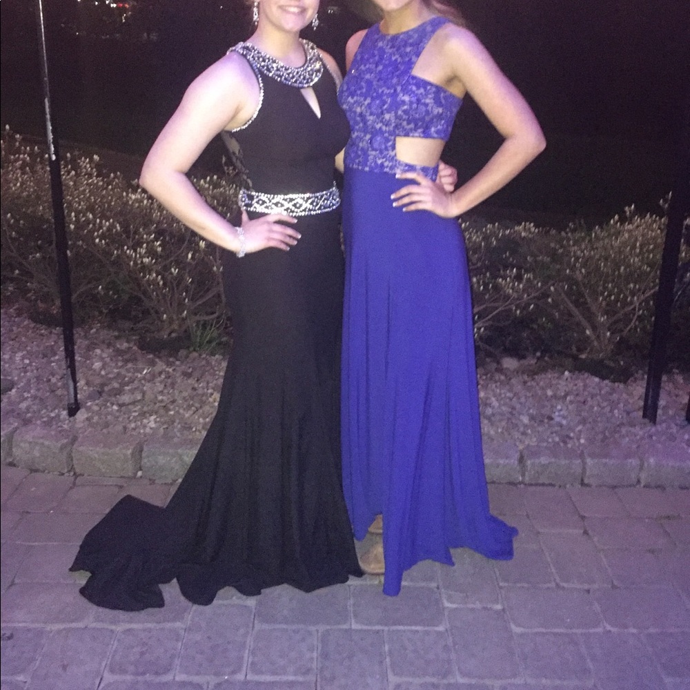 Blue prom dress
